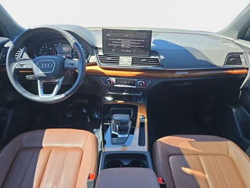 Used 2023 Audi Q5 2.0T Premium w/ Convenience Package AWD/4WD image 10