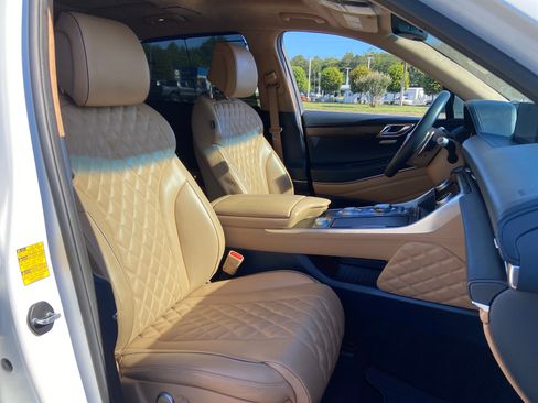 Used 2023 Genesis GV80 3.5T AWD/4WD image 18