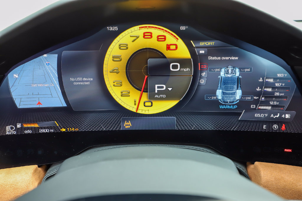 Certified 2026 Ferrari Roma Spider RWD image 21
