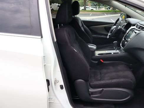 Used 2018 Nissan Murano S image 22