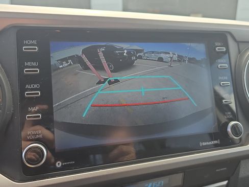 Used 2022 Toyota Tacoma SR5 RWD image 20