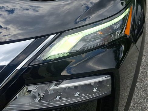 Used 2023 Nissan Rogue SL w/ SL Premium Package AWD/4WD image 9
