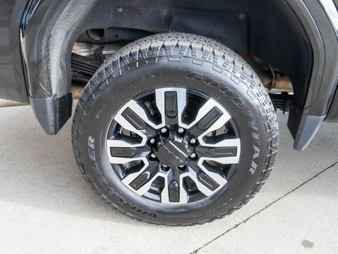 Used 2024 GMC Sierra 2500 Denali Ultimate image 35