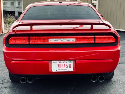 Used 2012 Dodge Challenger R/T Plus image 9