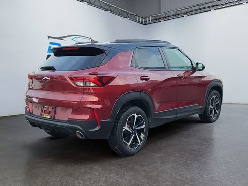 Used 2023 Chevrolet TrailBlazer RS image 3