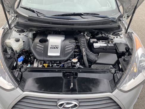 Used 2015 Hyundai Veloster Turbo w/ Option Group 04 image 23