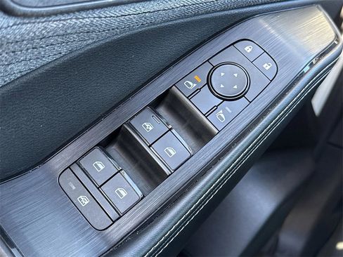 Certified 2021 Nissan Rogue S image 22