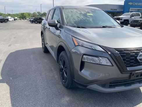 Used 2023 Nissan Rogue SV AWD/4WD image 15