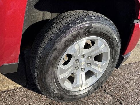 Used 2018 Chevrolet Silverado 1500 LT w/ All Star Edition image 13