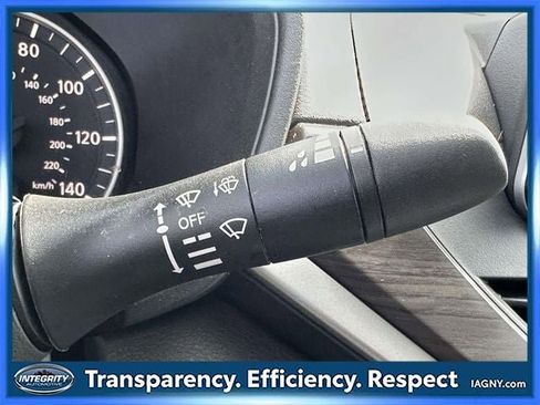 Certified 2024 Nissan Altima 2.5 SV FWD image 30