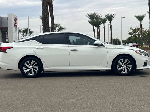 Used 2020 Nissan Altima 2.5 S FWD image 3