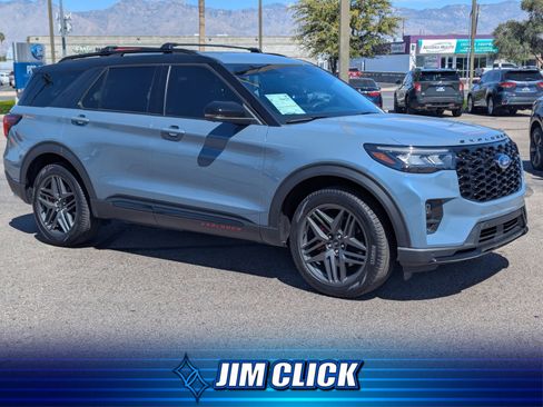 Used 2025 Ford Explorer ST-Line w/ Premium Package RWD image 1