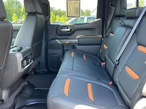Used 2021 GMC Sierra 1500 AT4 w/ AT4 Value Package AWD/4WD image 24