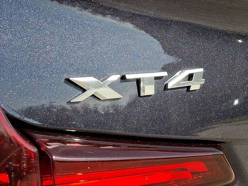 Certified 2023 Cadillac XT4 Luxury w/ Cold Weather Package image 37