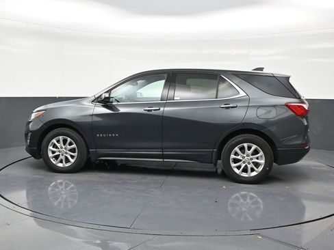 Used 2020 Chevrolet Equinox LT FWD image 2