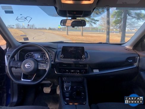 Used 2023 Nissan Rogue SV image 21