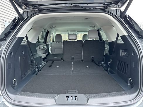 New 2026 Ford Explorer Active w/ Active Comfort Package image 6