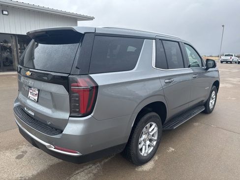 Used 2025 Chevrolet Tahoe LT AWD/4WD image 5