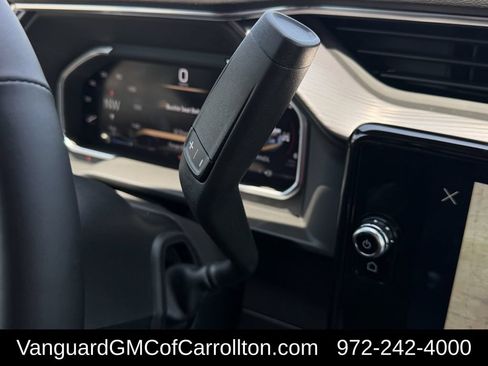 New 2026 GMC Sierra 2500 Denali Ultimate AWD/4WD image 15