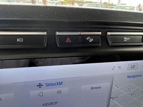 Used 2023 Ford F150 Lariat AWD/4WD image 15