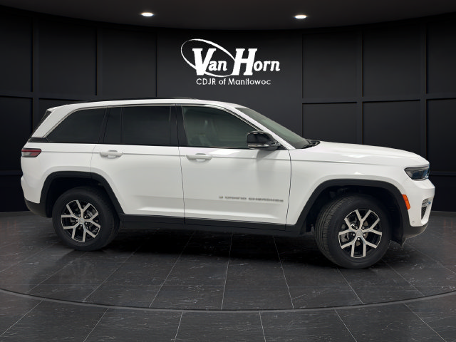 Certified 2025 Jeep Grand Cherokee Limited w/ Luxury Tech Group II AWD/4WD image 8
