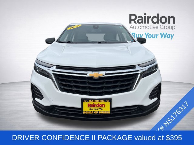 Used 2022 Chevrolet Equinox LS w/ Driver Confidence II Package AWD/4WD image 2