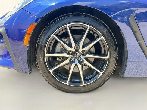 Used 2023 Toyota GR86 RWD image 28