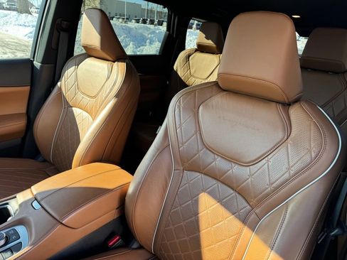 Used 2025 INFINITI QX60 Autograph w/ Cargo Package image 16