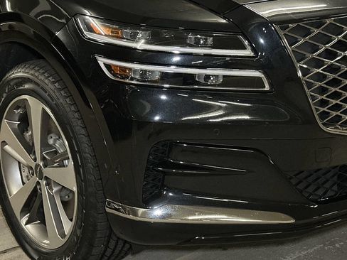 Used 2022 Genesis GV80 3.5T w/ Advanced Package 06 AWD/4WD image 10