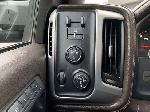 Used 2015 GMC Sierra 2500 SLT image 17