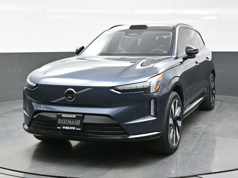 New 2025 Volvo EX90 Ultra image 2