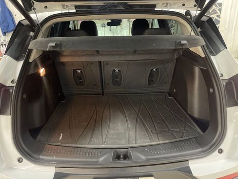 Certified 2021 Buick Encore GX Essence w/ Advanced Technology Package image 23