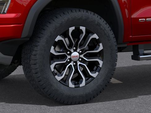 New 2026 GMC Canyon Denali AWD/4WD image 9