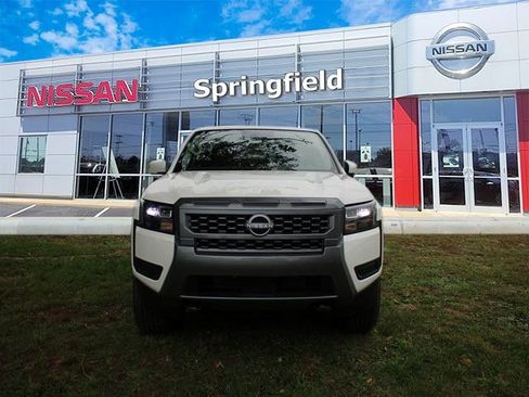 New 2026 Nissan Frontier SV w/ SV Convenience Package image 2