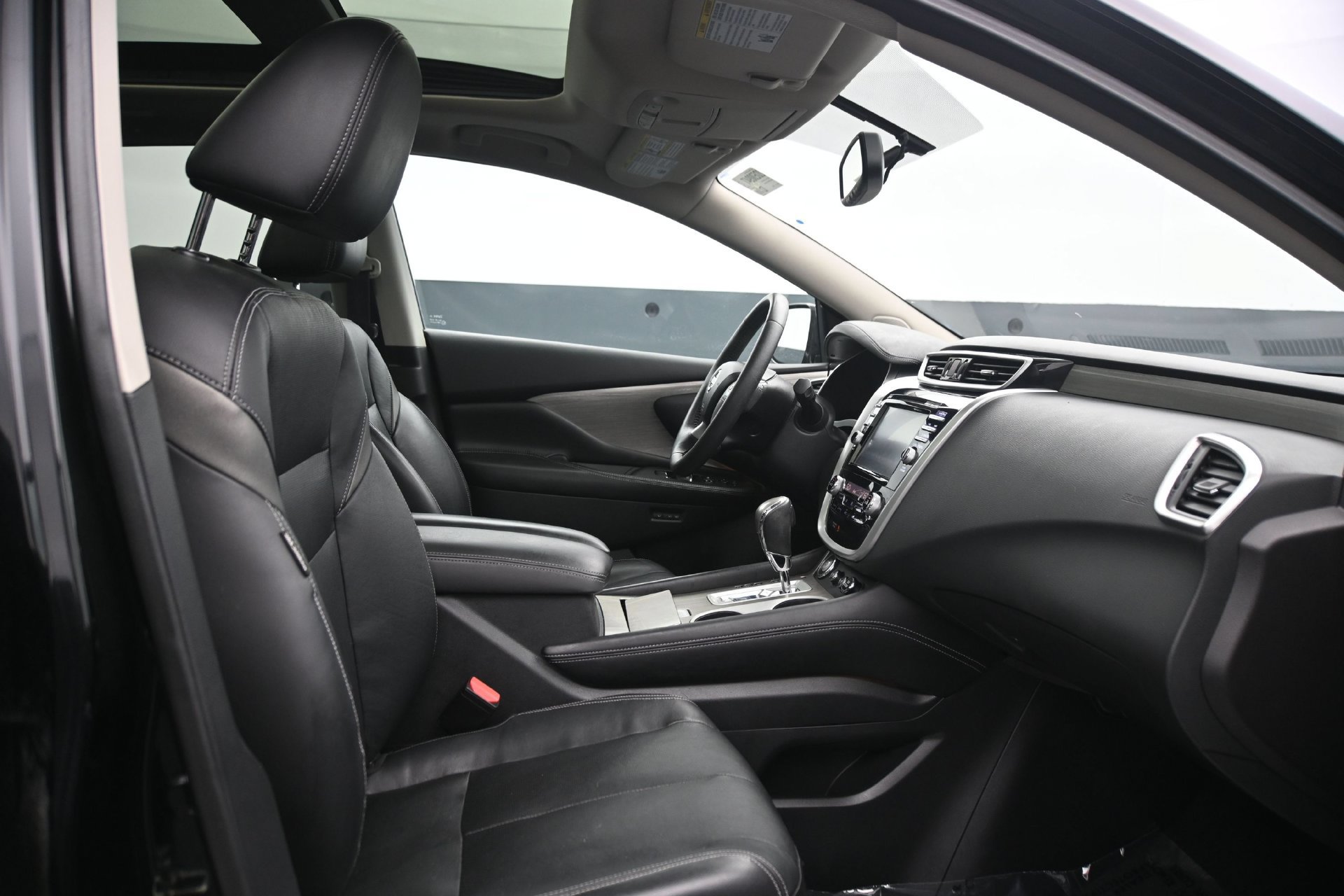 Used 2015 Nissan Murano Platinum w/ Platinum Technology Package AWD/4WD image 13