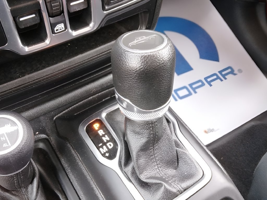 Used 2021 Jeep Gladiator Sport AWD/4WD image 11