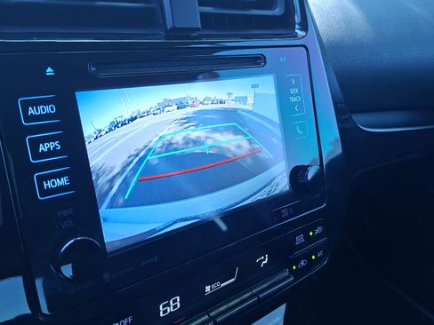Used 2017 Toyota Prius Prime Plus FWD image 12