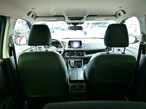 Certified 2023 Nissan Rogue SV AWD/4WD image 13