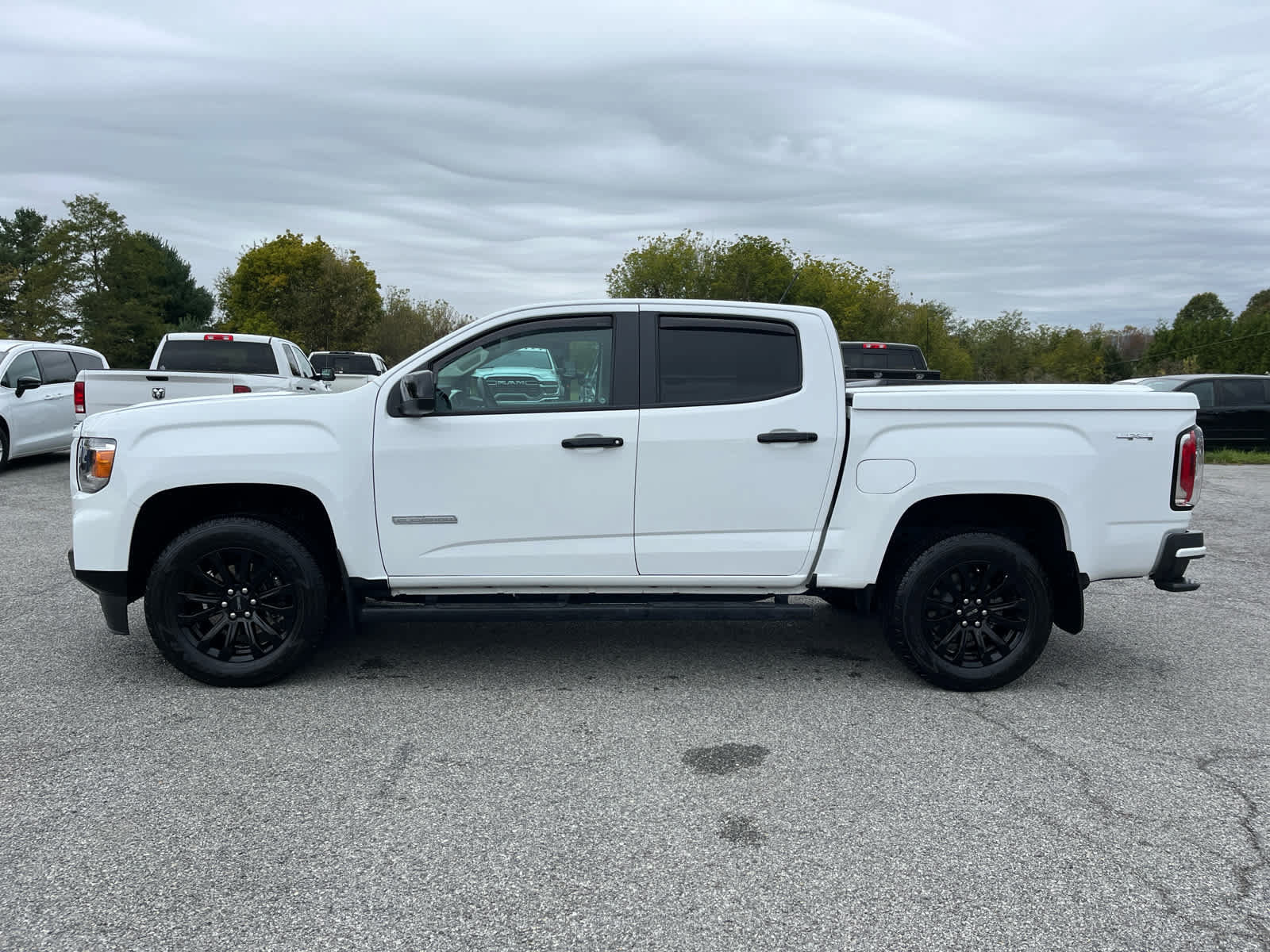 Used 2022 GMC Canyon Elevation w/ Trailering Package AWD/4WD image 6