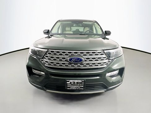 Used 2022 Ford Explorer Limited w/ Equipment Group 301A RWD image 2