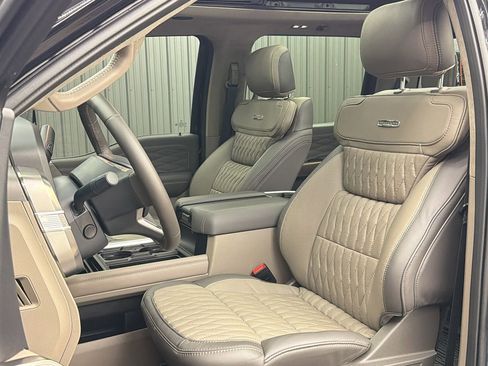 Used 2026 Ford F450 Platinum w/ Platinum Plus Package AWD/4WD image 35