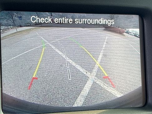 Used 2018 Jeep Wrangler Unlimited Sport image 29