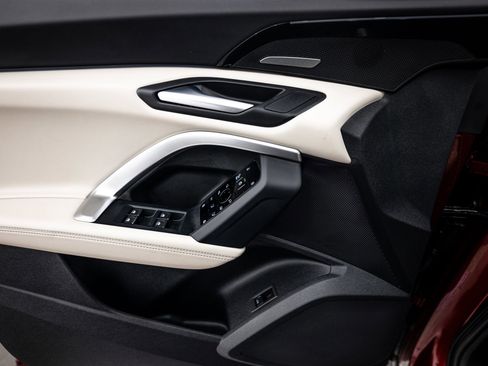 Certified 2025 Audi Q5 Premium Plus w/ Premium Plus image 13