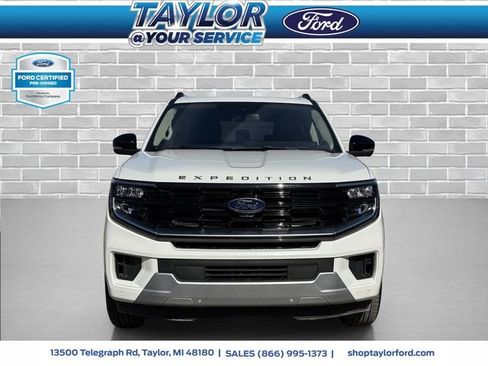 Certified 2025 Ford Expedition Max Platinum w/ Platinum Ultimate Package image 2