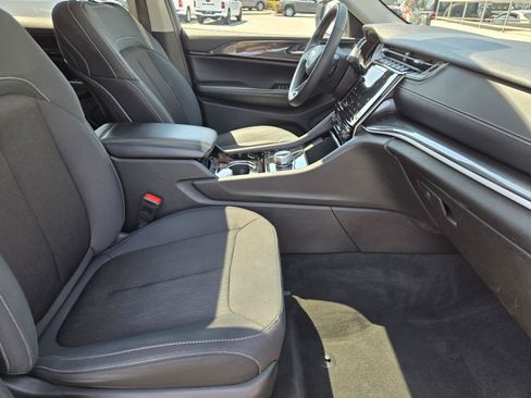 Certified 2023 Jeep Grand Cherokee L Laredo w/ Luxury Tech Group I RWD image 33