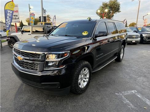 Used 2017 Chevrolet Suburban LS image 3
