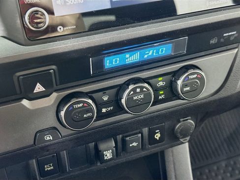 Used 2021 Toyota Tacoma TRD Sport RWD image 26