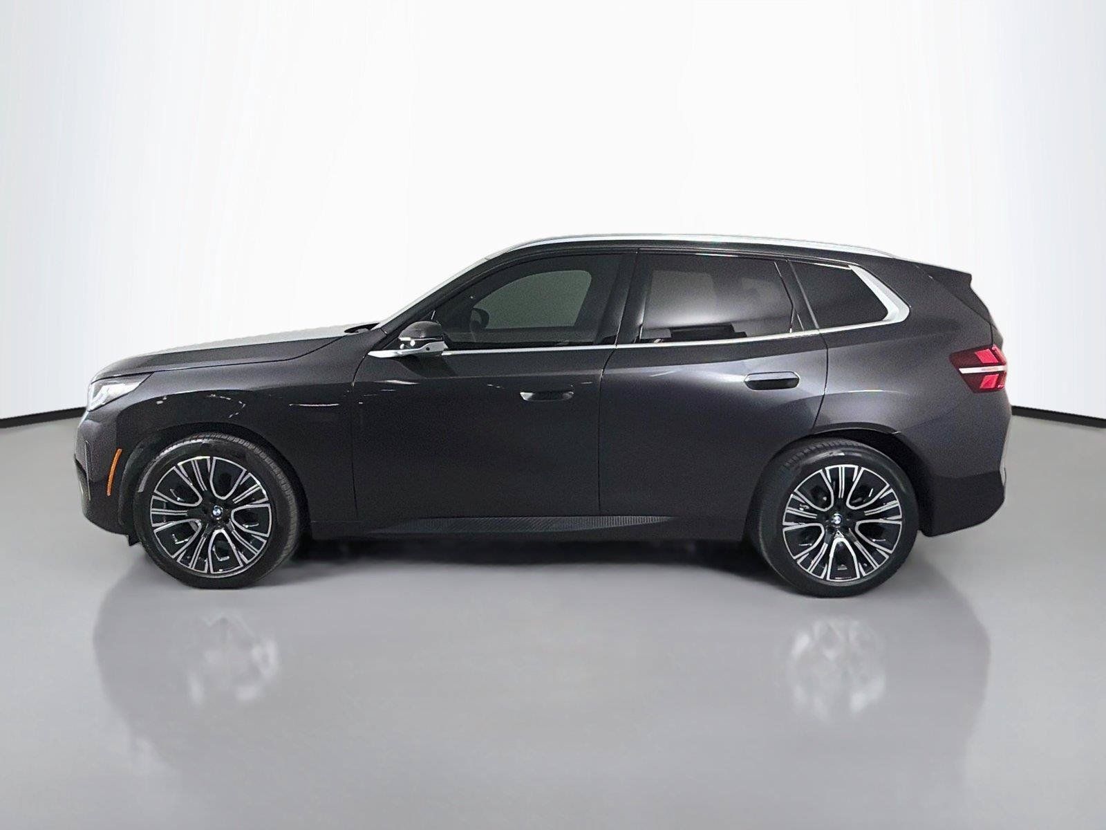 Used 2025 BMW X3 xDrive30i w/ Premium Package AWD/4WD image 8