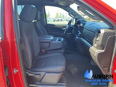 Used 2023 Chevrolet Silverado 1500 LT w/ Convenience Package II AWD/4WD image 15