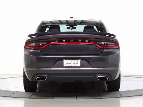 Used 2019 Dodge Charger SXT image 7